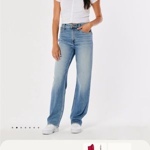 Brand new Hollister dad jeans